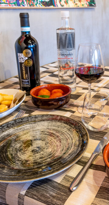 e un ambiente semplice e genuino